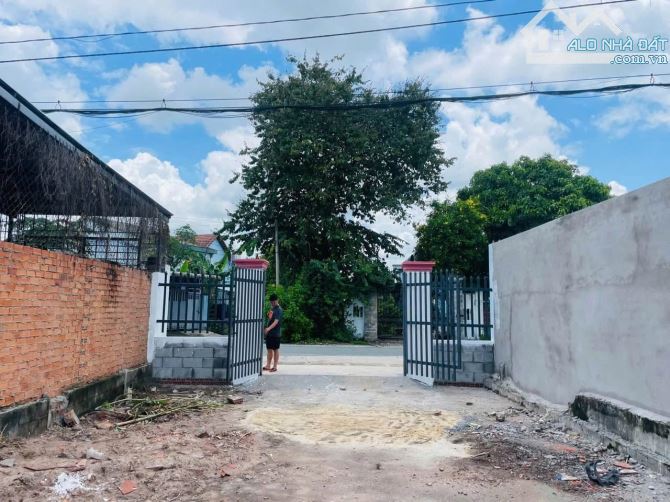 Cần Bán Lô Đất Mặt Tiền 200m2 Nguyễn Thị Se – Khu Dân Cư Hiện Hữu – Tân Thông Hội 880Triệu - 1