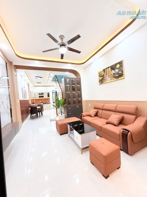 GÒ DẦU, TÂN PHÚ, 4 x 18, 2TẦNG ĐÚC, HXH ĐỖ CỬA, GIÁP TÂN BÌNH, GẦN AEON, CHỈ 6.X TỶ - 1