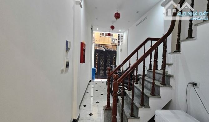 🎈 CẦU GIẤY - NHÀ MỚI - 2 THOÁNG - 5 TẦNG - SÂN RỘNG - SỔ VUÔNG - 46M2 - 13 TỶ - 1