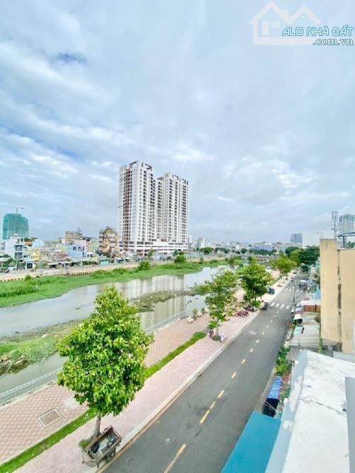Bán nhà lô góc 2 mặt tiền Bùi Huy Ích, P.12, Quận 8 – 63m² – Mặt bằng kinh doanh đẹp – Giá - 1