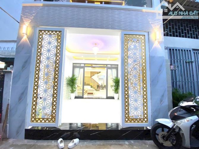 Bán Nhà SHR 3 LẦU Mới 100% Đẹp Lung Linh Hẻm 1113 Đường Huỳnh Tấn Phát, Quận 7.  Full Nội - 1