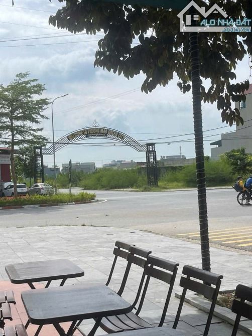 Bán lô góc view vườn hoa trục chính Đấu Giá An Tám Khu Đô Thị Phượng Mao, Bắc Ninh - 1