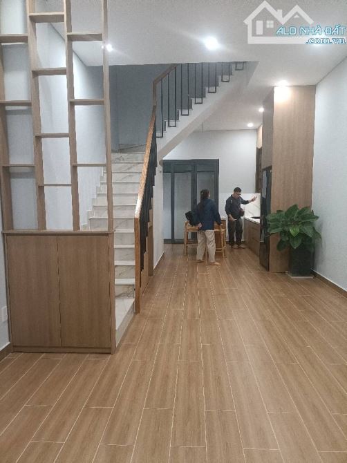 NHÀ MỚI SIÊU ĐẸP, 3 TẦNG KHANG TRANG, HẺM XE HƠI 8M NGUYỄN DUY TRINH, LONG TRƯỜNG. CHỦ GẤP - 1