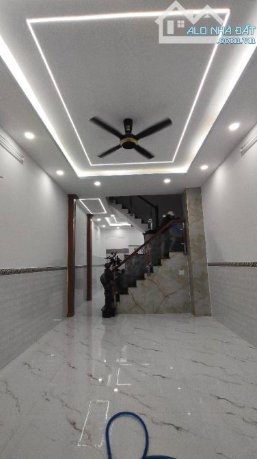 🌹BÌNH TÂN-  5TỶ3   4 x 16  Trệt 2 lầu mai đúc 4PN - HXH 6M đua - KDC HIỆN HỮU - 1
