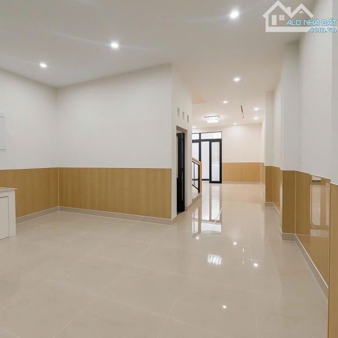 84m2, ngang gần 5m, 6 phòng ngủ, Bùi Quang Là Gò Vấp, nhỉnh 6 tỷ - 1