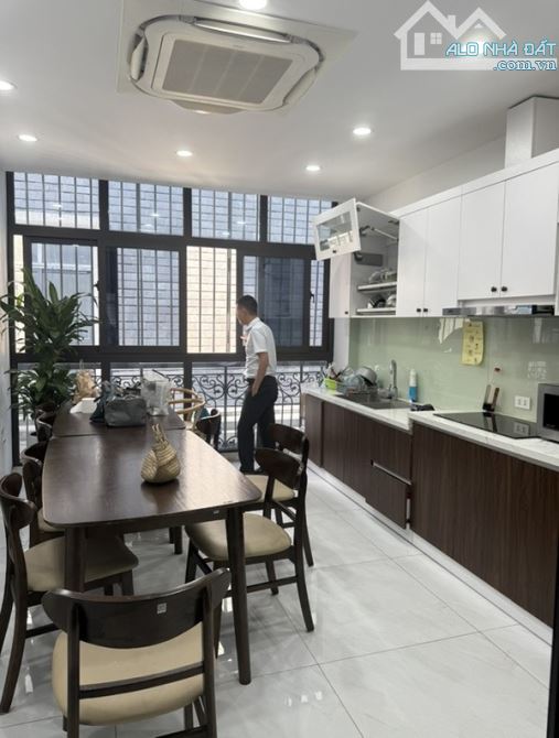 BÁN BIỆT THỰ LIỀN KỀ TRẦN KIM XUYẾN - CẦU GIẤY 120M2 - 5 TẦNG THANG MÁY - 6M MT - 62.5 TỶ - 1