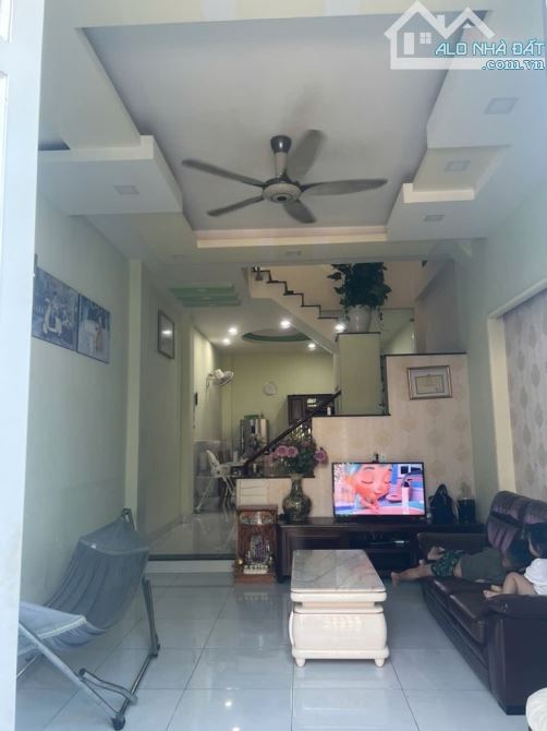 GẤP BÁN NHÀ 3T KDC NAM KHANG-Q9, TẶNG FULL NỘI THẤT, 56M2, CHỈ 5,5 TỶ TL. - 1