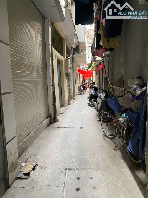 Linh Quang - Ngõ nông - Nhà dân xây - 50m ra ô tô - Ngõ thông - Gần hồ Linh Quang - 1