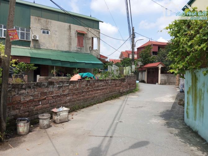 BÁN ĐẤT THUẬN THÀNH, BẮC NINH. 75M2 * MT 5M * 2 TỶ. LÔ GÓC Ô TÔ THÔNG. - 1