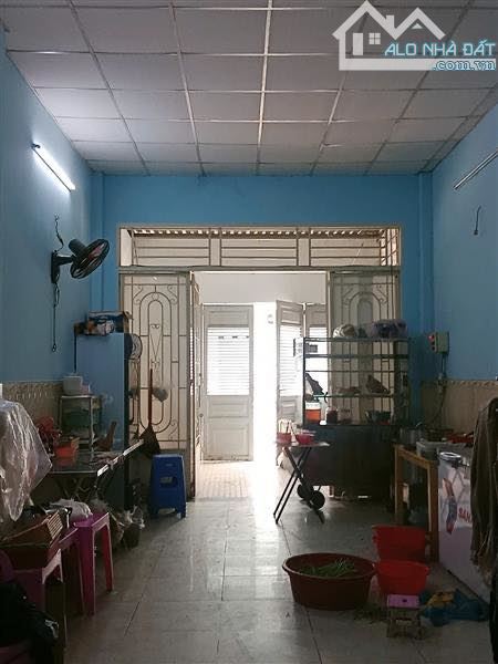 Nhà Cấp 4 hẻm xe hơi thông đường ĐÔNG BẮC, DT 80m2 (4 x 20) gần CVPM Quang Trung. - 1