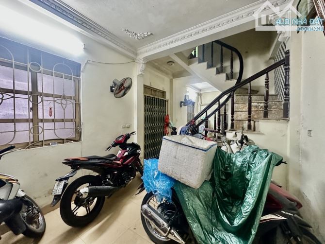 LÔ GÓC PHÚ ĐÔ - ÔTÔ - DOANH THU ỔN - 40M² - 4 TẦNG - 7.85 TỶ (DTL6930) - 1