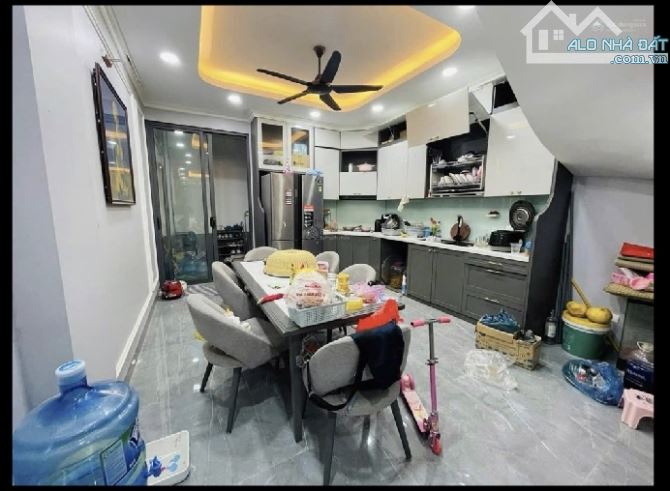 Siêu phẩm 2 thoáng, ô tô đỗ cửa, lô góc 48m 3 tầng 1 tum, chỉ 9 tỷ - 1