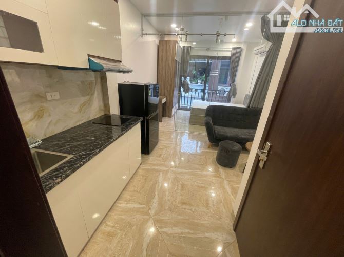 Cho Thuê CCMN 67 Đường Văn Cao Ba Đình 30-50m2 1N1K 2N1K Ban Công Thang Máy Full Nội Thất - 1