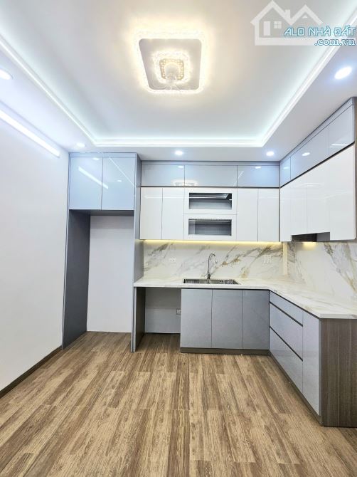 🔥 HIẾM CÓ – 6 TẦNG THANG MÁY – Ô TÔ ĐỖ CỔNG – VIEW HỒ ĐẮC DI 💎 VỊ TRÍ VÀNG – TRUNG TÂM Đ - 1