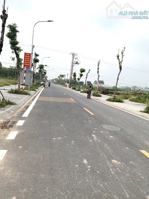 BÁN ĐẤT TẶNG NHÀ ĐẠI MẠCH -ĐÔNG ANH -HÀ NỘI - 1