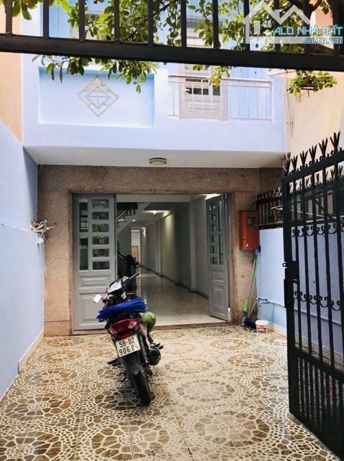 Hẻm xe hơi 5m, 122m2, Đường Số 8, BHH, Bình Tân, 6.99 tỷ - 1