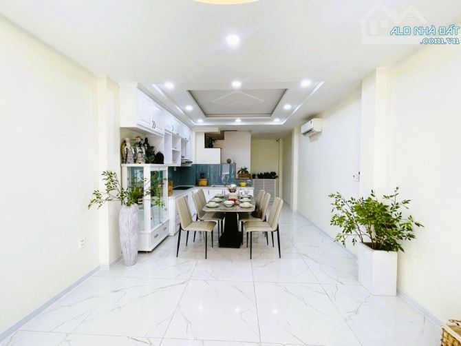 SIÊU PHẨM HẺM XE HƠI VÔ NHÀ, NƠ TRANG LONG, LÊ QUANG ĐỊNH, PHAN VĂN TRỊ, CHỢ BÀ CHIỂU, BT. - 1