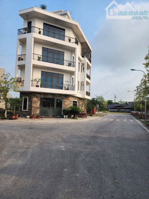 Bán đất K  D  C Bắc Nguyễn Lương Bằng, TP HD nay là TP HP, 65.25m2, mt 4.5m, đường 13.5m - 1