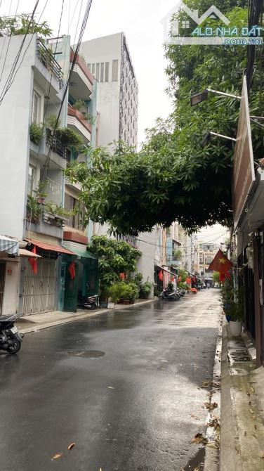 Bán nhà Nguyễn Thái Bình, Tân Bình, 85m2, 5 tầng, 11 phòng ngủ, đang cho thuê 50tr/tháng - 1