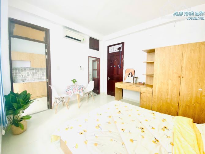 Căn hộ mới - giá hợp lý ngay quận 1, bancol đón nắng, gần UEH, Đại học Hoa Sen, quận 3 - 1