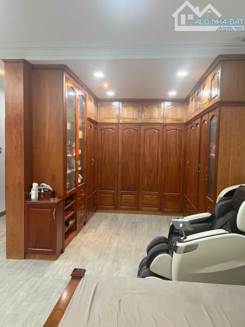Bán biệt thự khu Cao Lỗ, Phường 4, Quận 8. Gần Parc Mall, Trường ĐH Công Nghệ Sài Gòn - 1