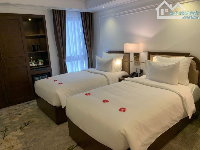 Chủ Ngộp Bank Giảm 50 tỷ - còn 1116 tỷ - khách sạn Hàng Trống - 385m2- Doanh Thu 82 tỷ/năm