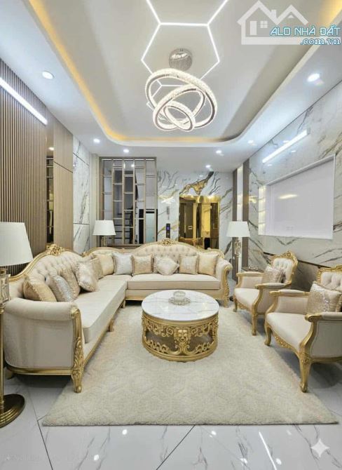 Nhà bán phố Trần Hữu Tước- Đống Đa- nhà mới tinh 38m - 7 tầng - thang máy xịn - 13