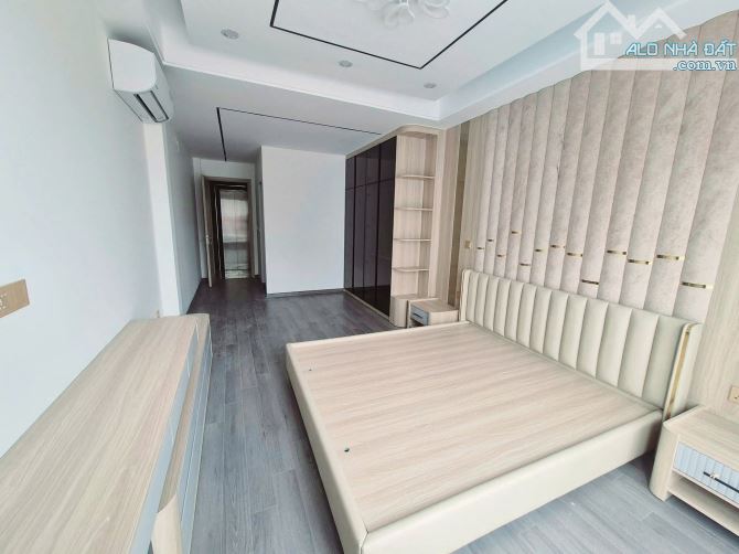6 tầng thang máy xây mới, 15m Phố Đội Cấn, full nội thất từng phòng thông, 46m2. Giá 15 tỷ - 13