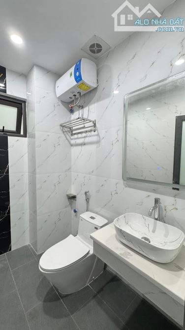 7 tầng thang máy,vỉa hè thênh thang,kdoanh sầm uất Minh Khai, oto tránh, 72m2.Giá 24.5 tỷ - 13