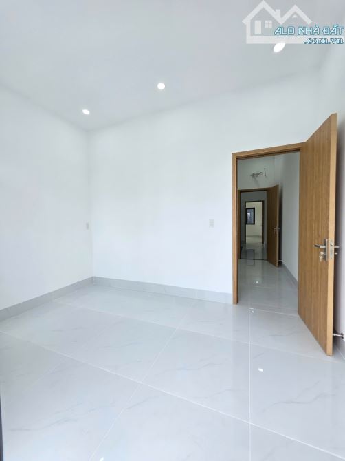 Bán nhà 1 trệt 2 lầu Hoàn Công, p.Bình Chuẩn, Tp.Thuận An chỉ 4,6 tỷ TL M6504 - 13