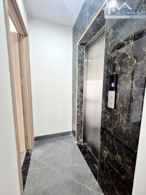 6 tầng thang máy xây mới, 15m Phố Đội Cấn, full nội thất từng phòng thông, 46m2. Giá 15 tỷ - 14