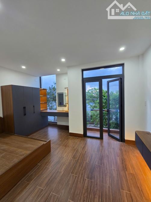 Bá nhà mặt tiền đường Nguyễn Quảng, view sông Hà Thanh 1, Quy Nhơn - 18