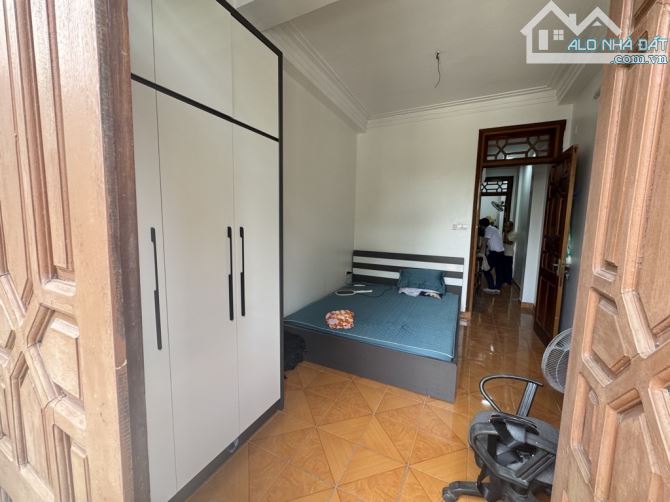 Bán nhà ngõ Chiến Thắng – Văn Quán – Hà Đông – 42m² – 5 tầng – giá 9.85 tỷ - 2