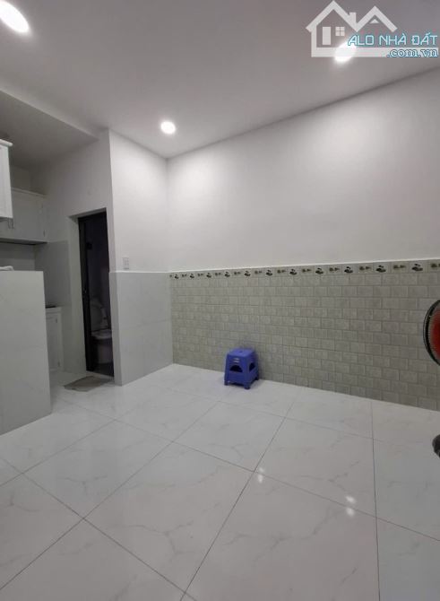 1,85 tỷ, bán nhà 12m2- Âu Cơ, Tân Phú- 2 tầng- dtsd 24m2- Sổ hồng riêng - 2