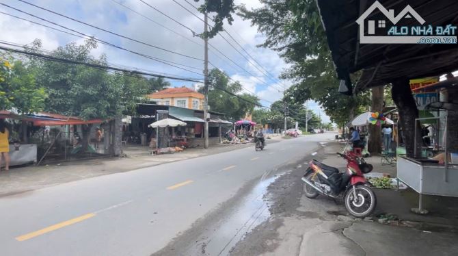 Đất Bán - Vị trí đối diện Trường Lái Nhuận Đức Ngay Chợ 236m2 Full Thổ Xây dựng tự do - 2
