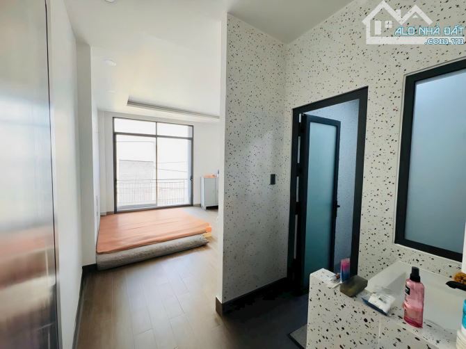 Quận Tân Phú-Nhà đẹp-Hẻm ô tô 7M-Giáp Q11-Hoà Bình-P.Hiệp Tân-70m2-4x18-3tầng-4PN - 2
