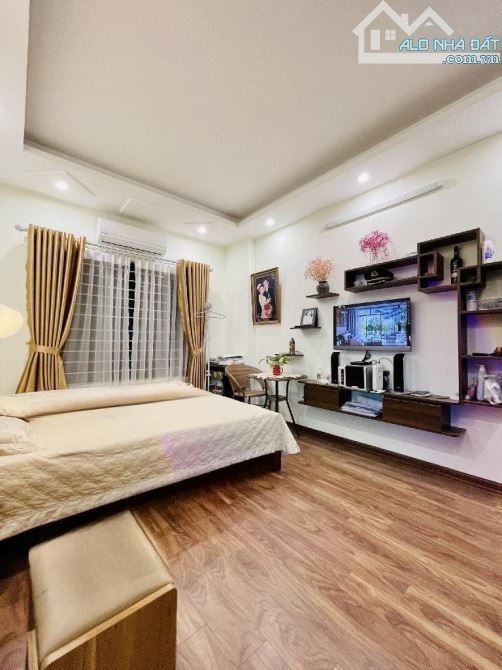 NHỈNH NHẸ 9 TỶ , NHÀ 48 M X 5 TẦNG  HỒ TÙNG MẬU -  GẦN ĐH THƯƠNG MẠI - 2