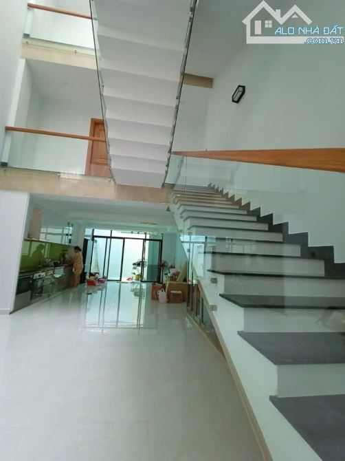 Bán nhà 4 tầng hẻm xe tải ngay Nguyễn Thị Thập; 5x27m; hẻm sạch an ninh; chủ thiện chí bán - 2
