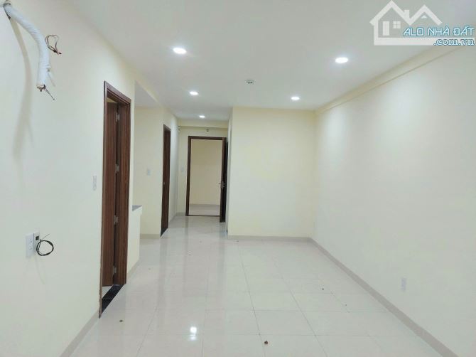 QUỸ CĂN SANG NHƯỢNG CHUNG CƯ XUÂN THUỶ LOCK C MỚI - 2