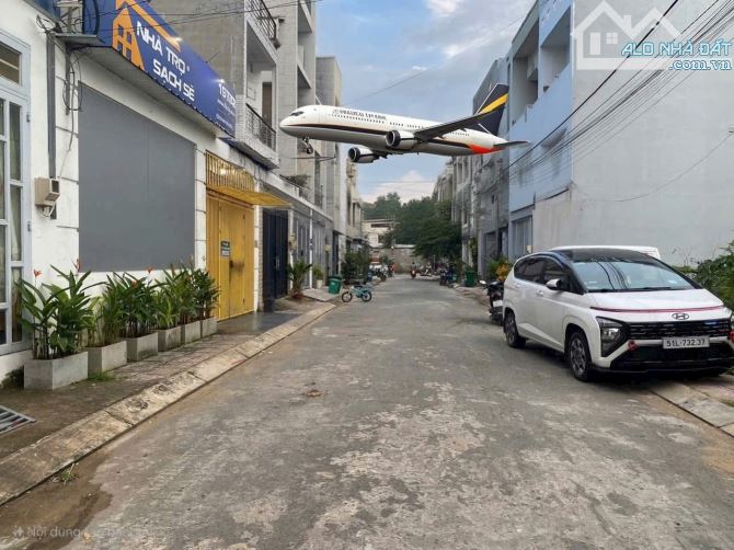 Bán đata hẻm 568 lê văn việt ,P long thạnh mỹ.Q9 - 2
