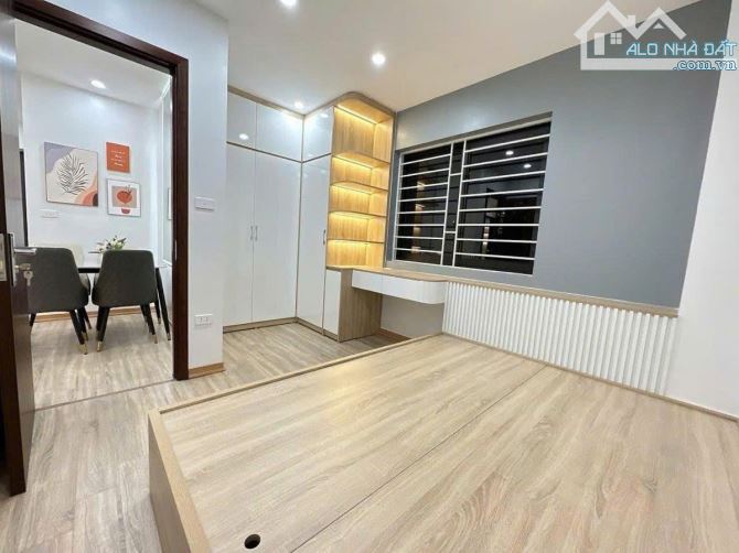 NHÀ MẶT PHỐ TAM KHƯƠNG ĐỐNG ĐA 100M2 4 TẦNG MẶT TIỀN 4.2M GIÁ 48 TỶ - 2