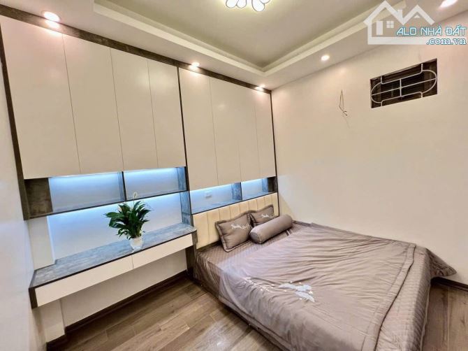 Bán nhà Ngoại Giao Đoàn, DT 40m, MT 4m, tặng nội thất, ô tô đỗ cửa, gần Đại Sứ Quán Hàn - 2
