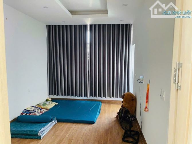 Cho thuê nhà mặt tiền đường Hói Kiểng 26, Hoà Quý, Ngũ Hành Sơn. Giá 13 triệu/tháng - 2