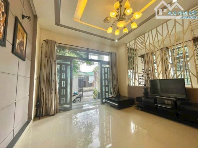 Cho thuê nhà 2 mặt tiền gần bờ kè trường đại học Lạc Hồng - Bửu Long Biên Hoà - 2