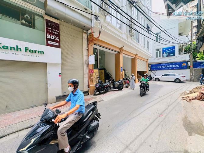 Đội Nhân 10 tầng thang máy, có hầm, oto tải tránh vỉa hè, full nội thất xịn. Giá 24.5 tỷ - 2