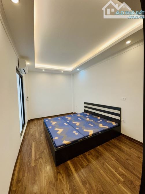 Bán nhà Minh Khai, hàng xóm chợ Mơ, 30m2, 5 tầng, 20m ô tô tránh, ngõ kinh doanh nhỉnh 7 ỷ - 2