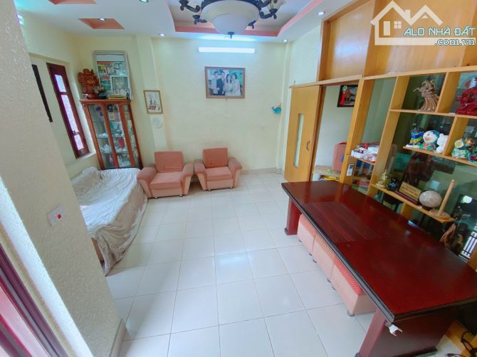 Cho thuê nhà đẹp, full đồ phố Hàm Nghi, Nam Từ Liêm. DT 55m2, 4 tầng, 4 ngủ. 15 tr(thg) - 2