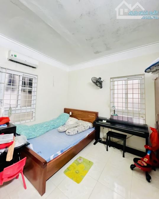 CẦU GIẤY – NHÀ LÔ GÓC 3 MẶT THOÁNG – NGÕ NÔNG – Ở NGAY – GIÁ CHỈ 6 TỶ. - 2