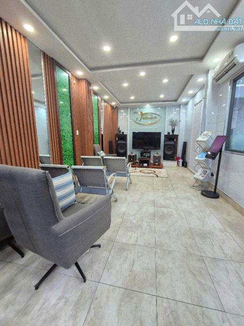 NHÀ MẶT TIỀN THỤT NGUYỄN ĐÌNH CHIỂU - SỔ NỞ HẬU - DT 58M2 - 3TẦNG - CHỈ 10TỶ TL     Kết - 2