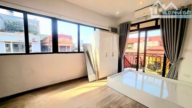 🎈 CẦU GIẤY - NHÀ MỚI - 2 THOÁNG - 5 TẦNG - SÂN RỘNG - SỔ VUÔNG - 46M2 - 13 TỶ - 2